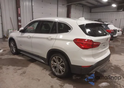 2017 BMW X1 xDrive28I z USA, uszkodzony, nr VIN WBXHT3Z30H4A65725